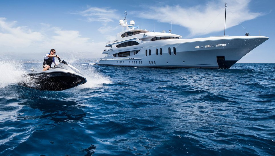 Lady Sara Charter Yacht