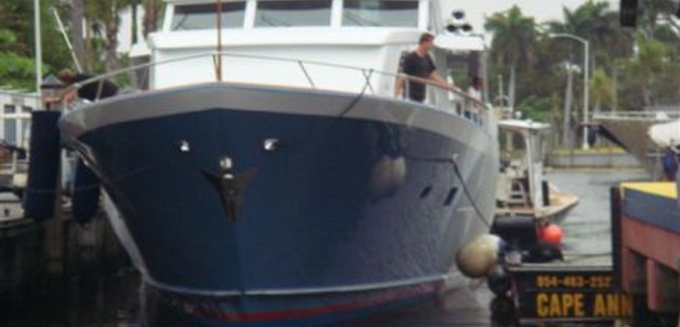 Laid Back Charter Yacht