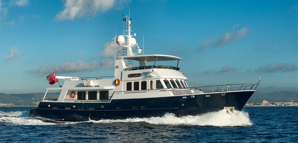 Lakesider Charter Yacht