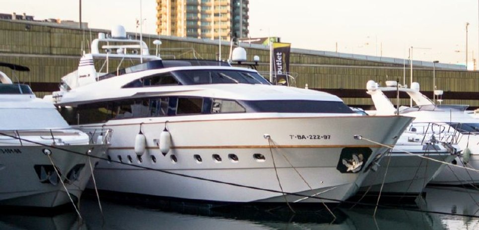 L'arcadia Charter Yacht
