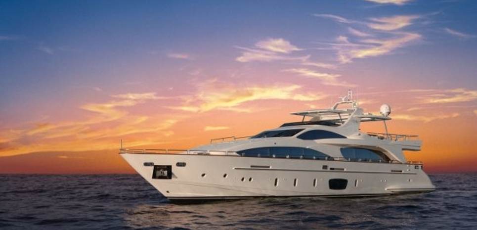 Laura I Charter Yacht