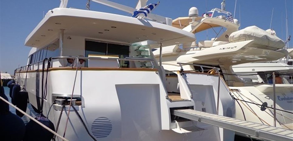 Laura M Charter Yacht