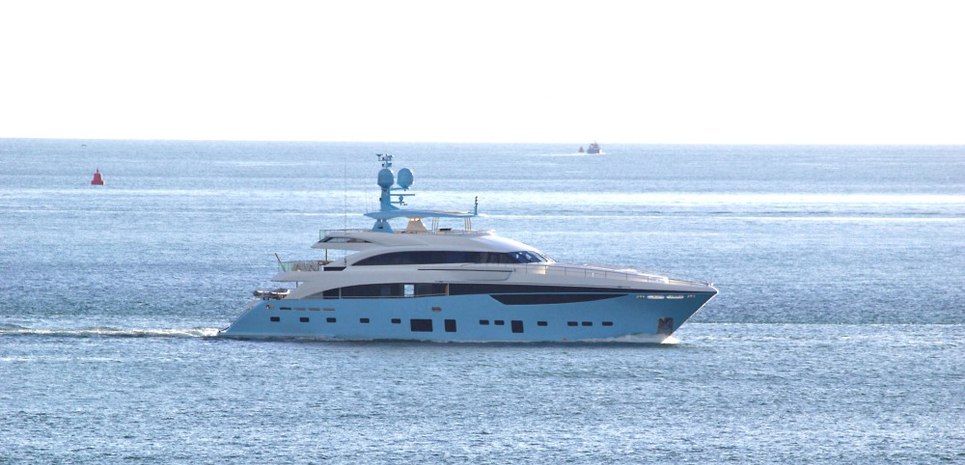 Le Verseau Charter Yacht
