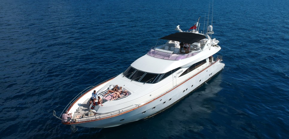 Leigh Charter Yacht