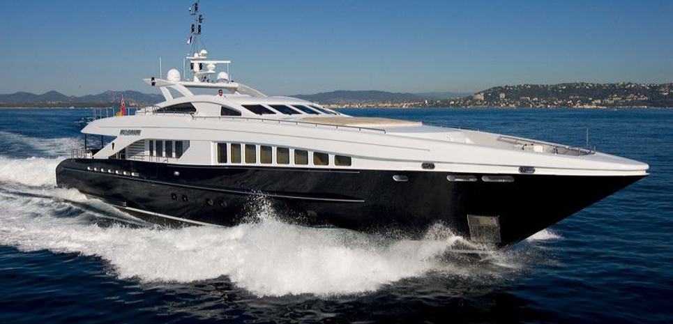 L'Equinox Charter Yacht