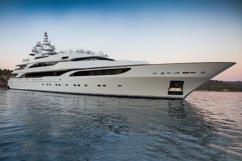 Lioness V Charter Yacht