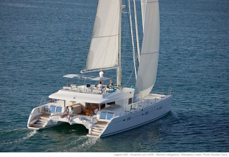 London Sky Charter Yacht