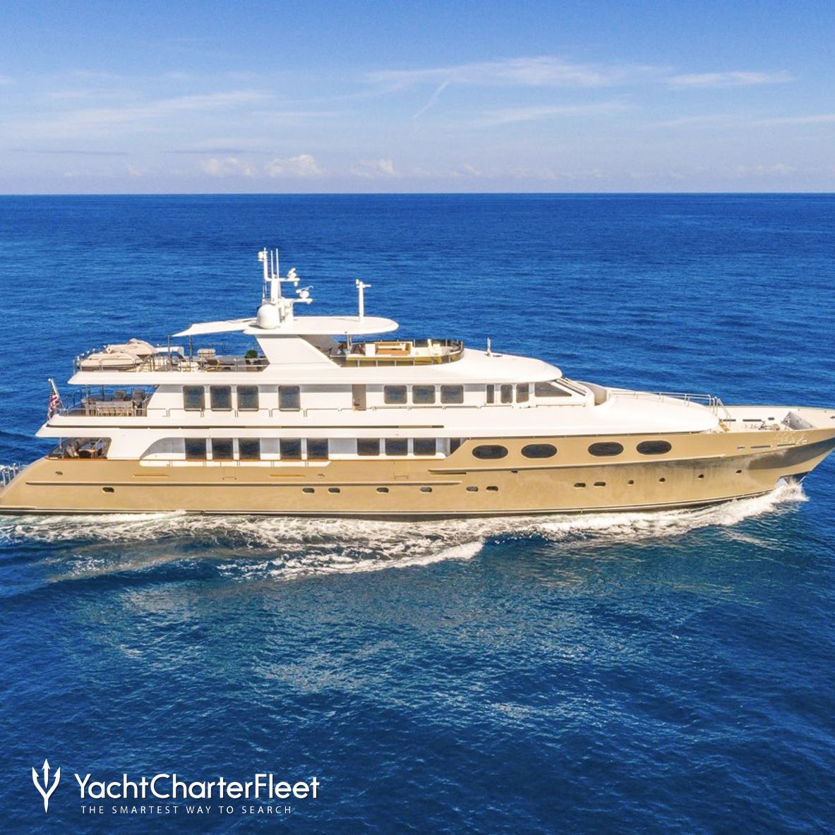 motor yacht loon charter
