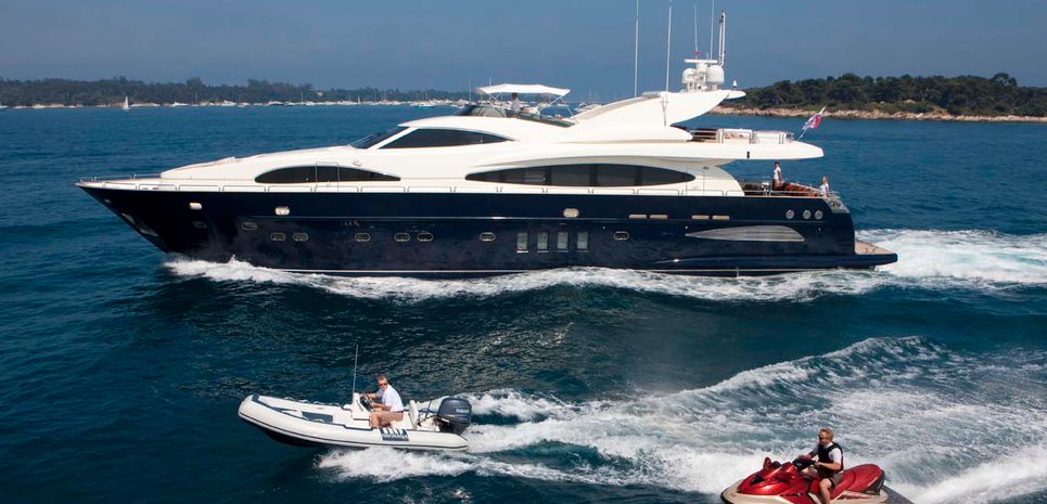 Lulu Charter Yacht