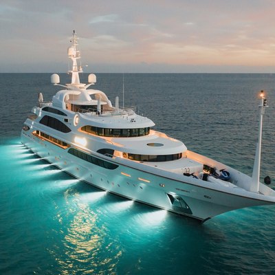 LUMIERE Yacht Charter Price - Benetti Luxury Yacht Charter