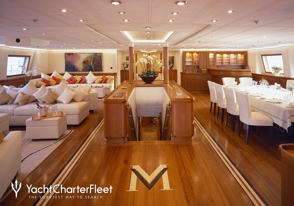 m5 sailboat interior