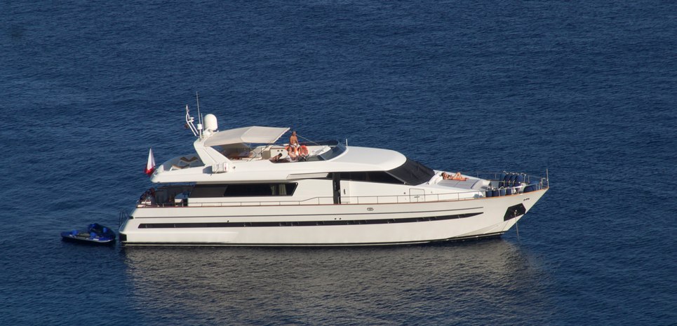 Malifera Charter Yacht