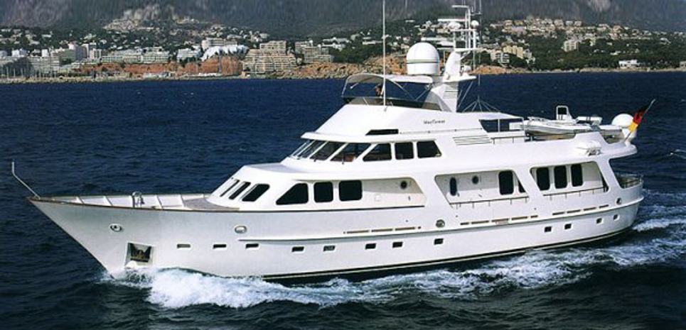 Mayflower J Charter Yacht