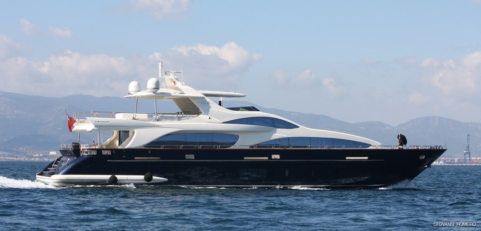 Menura Primero Charter Yacht