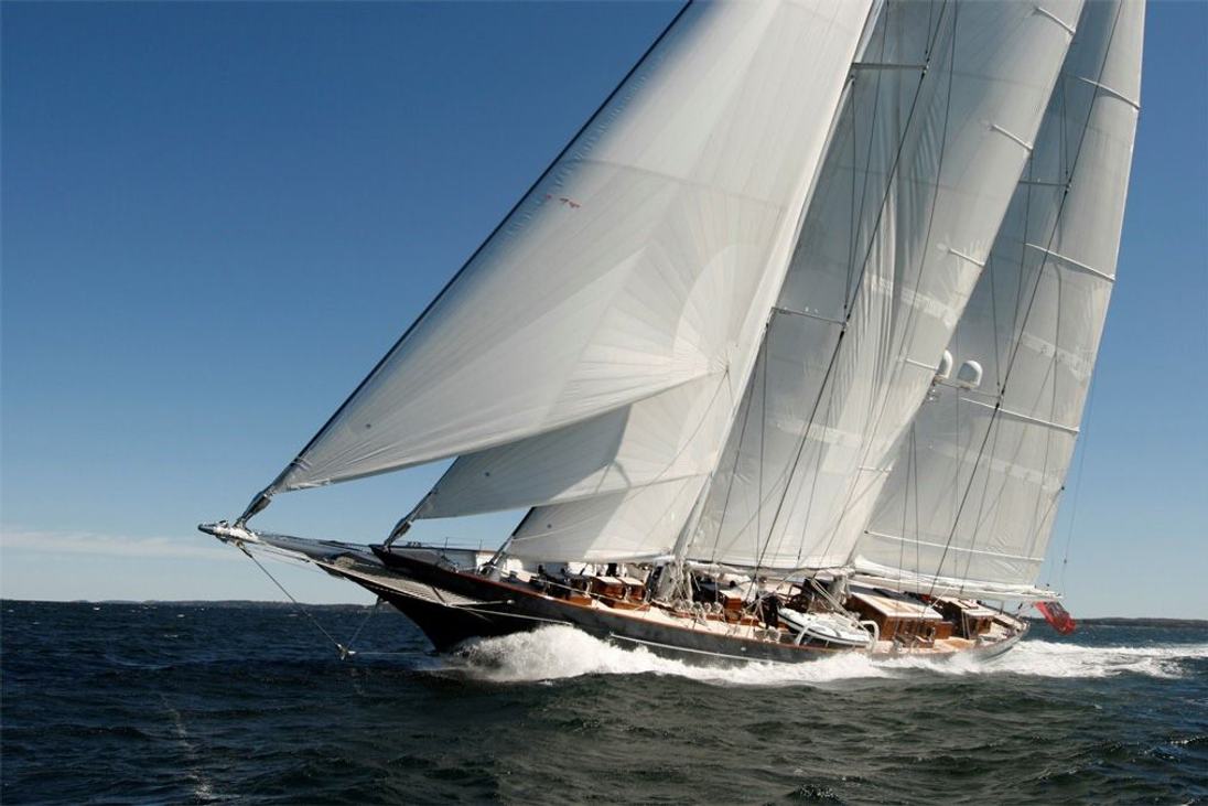 Meteor Charter Yacht