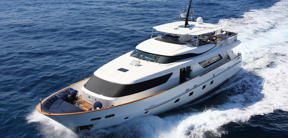 Mia Rocca IX Charter Yacht