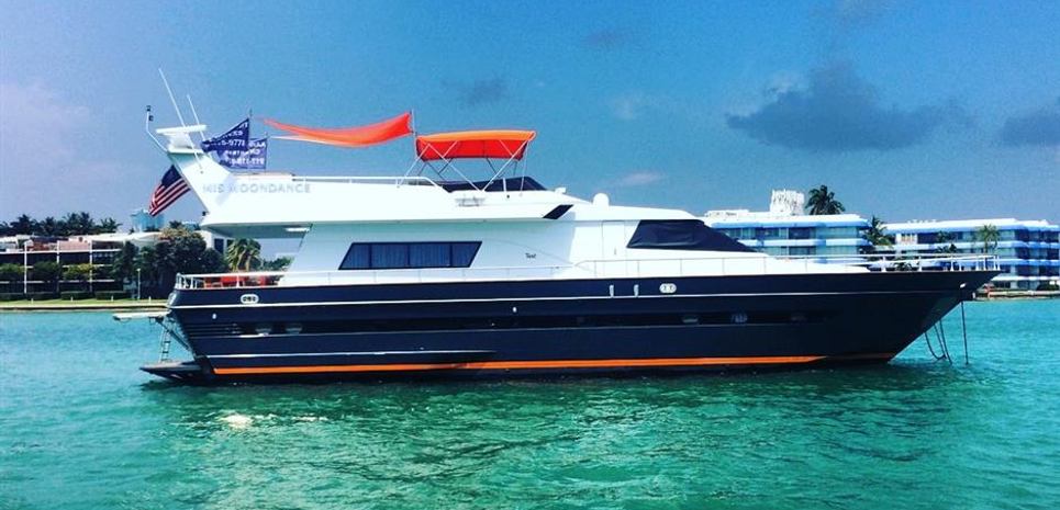 Mis Moondance Charter Yacht