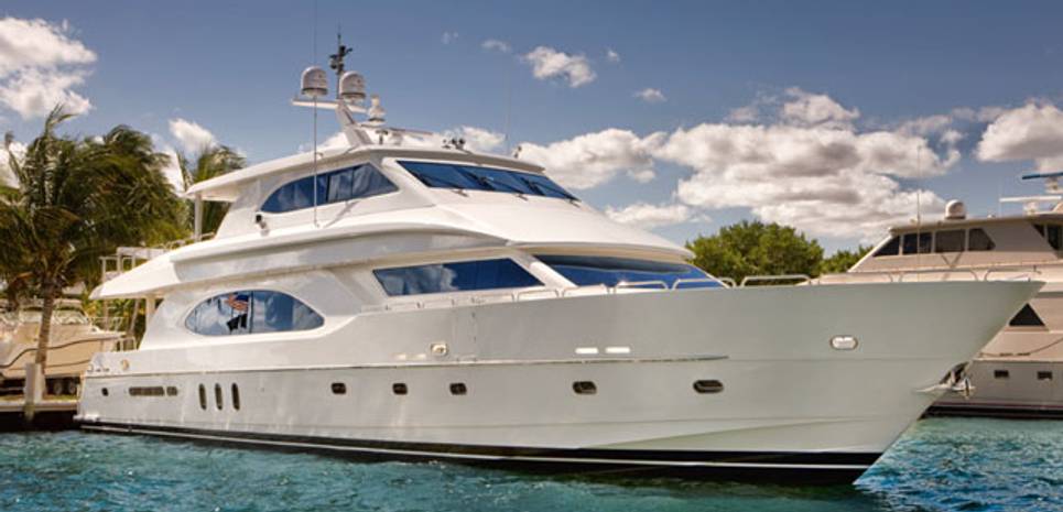 Miss Gloria Charter Yacht