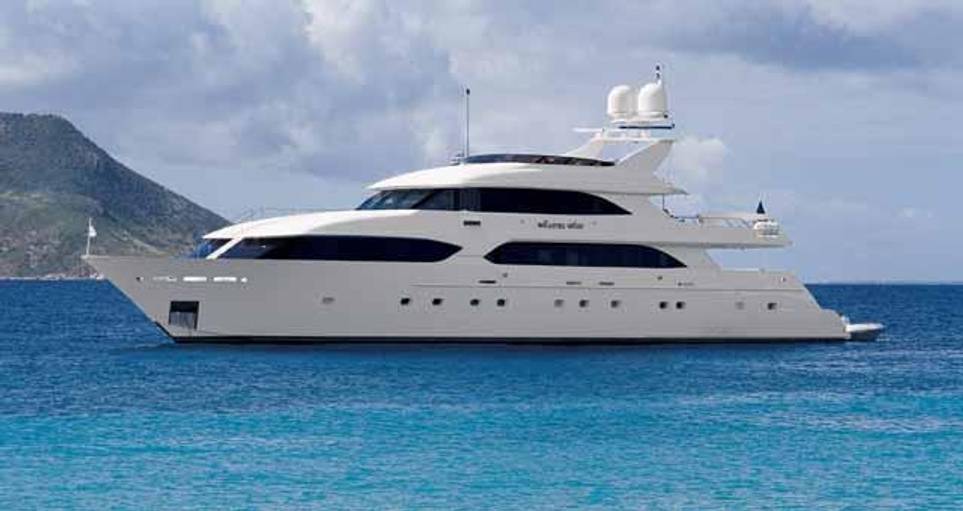 Mona Liza Charter Yacht