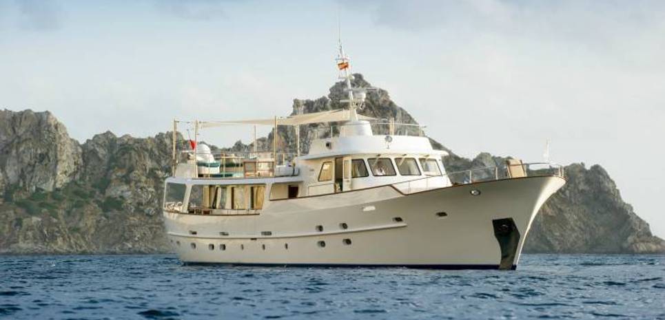 Monara Charter Yacht