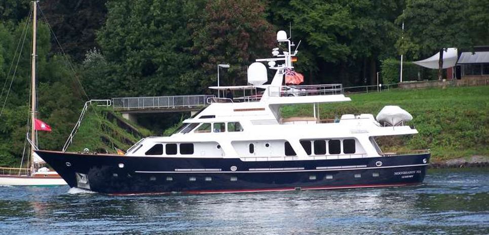 Moonshadow Noa Charter Yacht