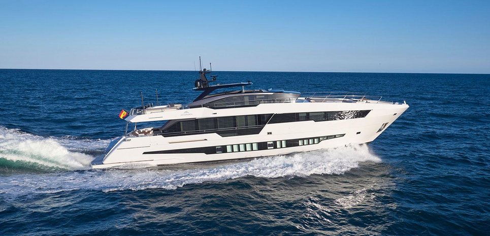 Mr Doom Charter Yacht