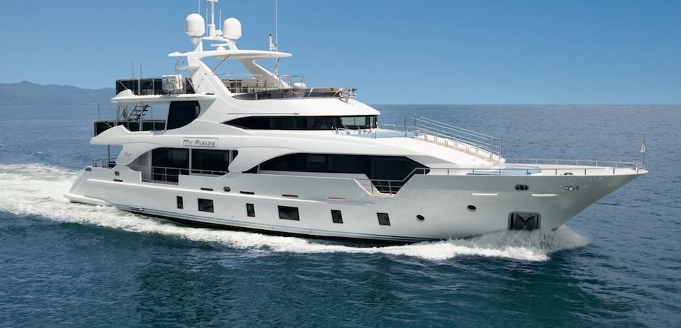 My Paradis Charter Yacht