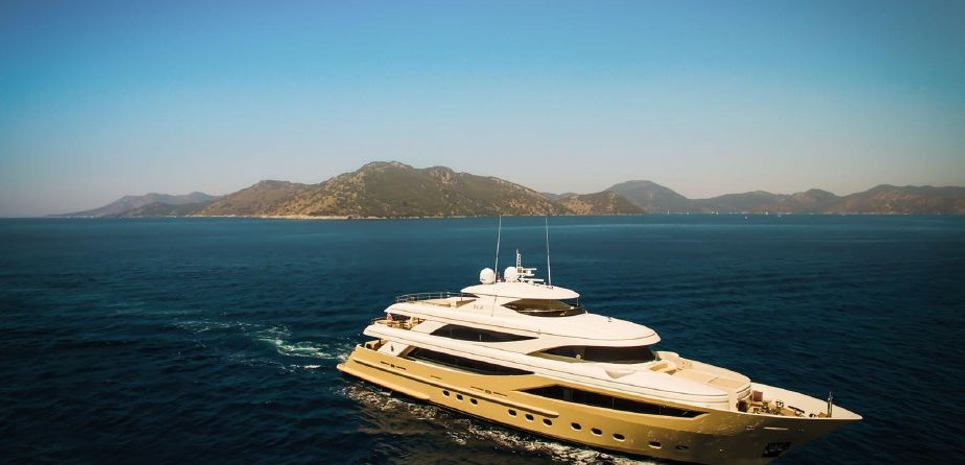 MY Steel Charter Yacht
