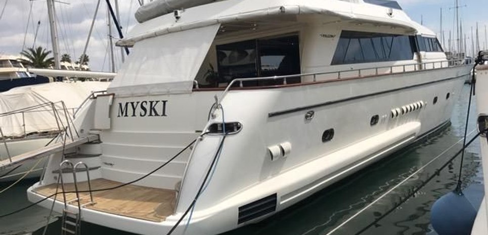 Myski Charter Yacht