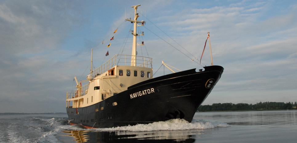 Navigator Charter Yacht