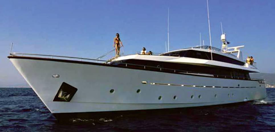 Nomi Charter Yacht