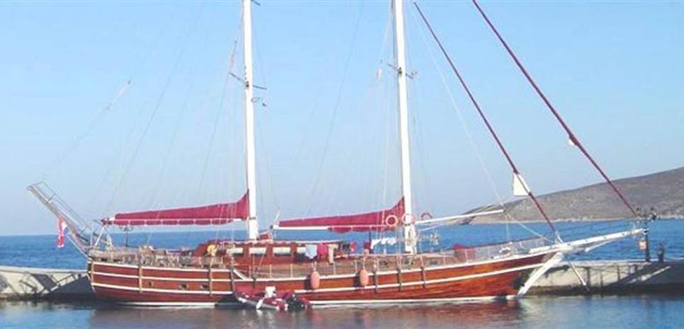 Nostra Vita Charter Yacht
