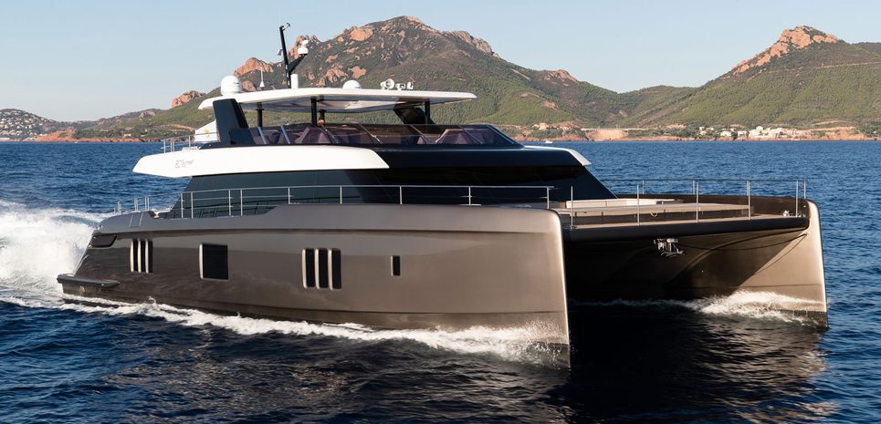 Otoctone 80 Charter Yacht