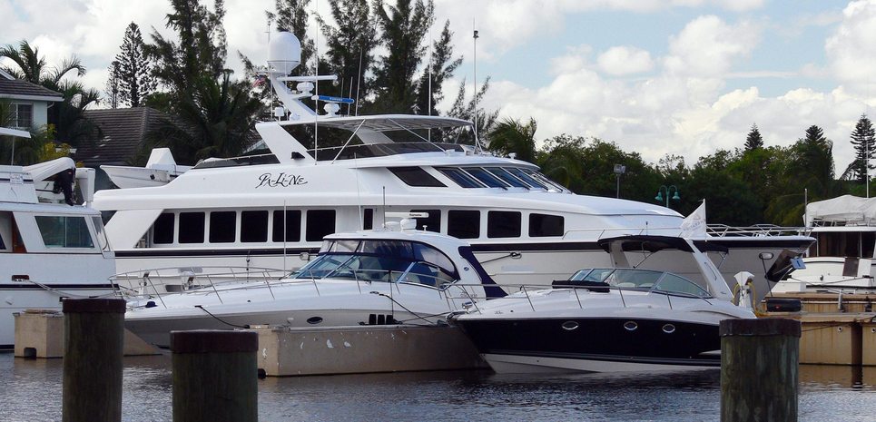 PA-LI-NE Charter Yacht