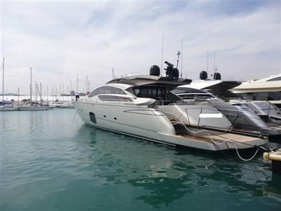 Panacea Charter Yacht