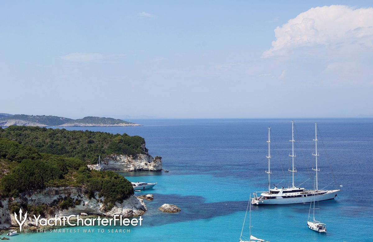 PANORAMA Yacht Charter Price - Piraeus Luxury Yacht Charter