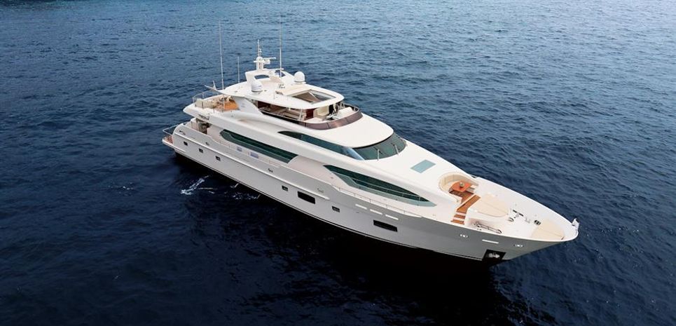 Papi Papa Charter Yacht