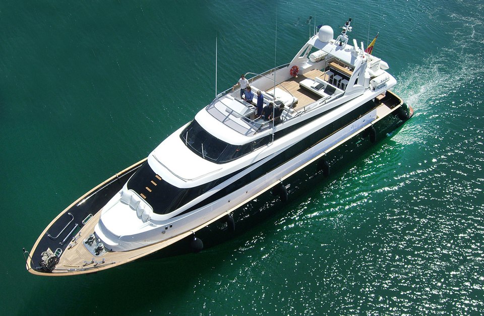 Petardo Charter Yacht