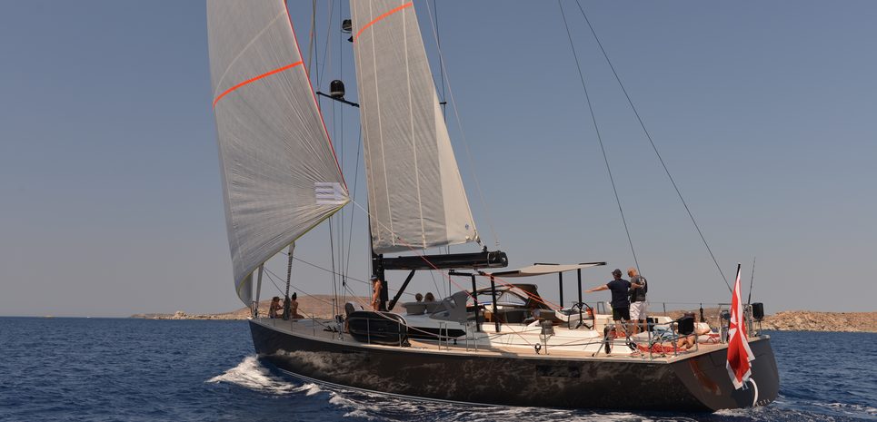 PH3 Charter Yacht