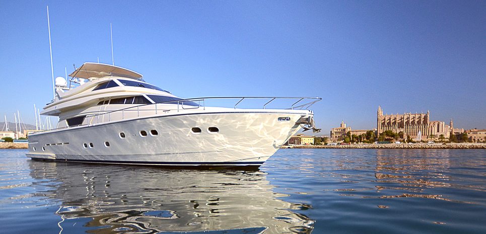 Piacere Charter Yacht