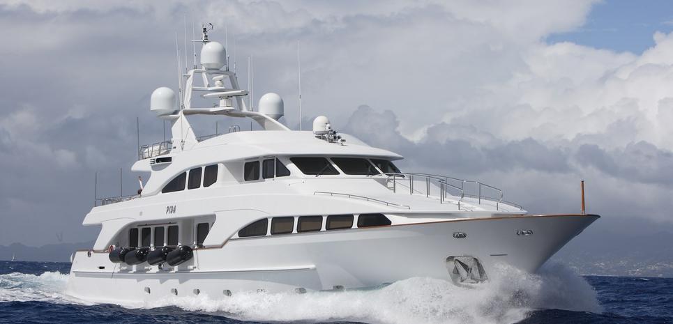 Pida Charter Yacht