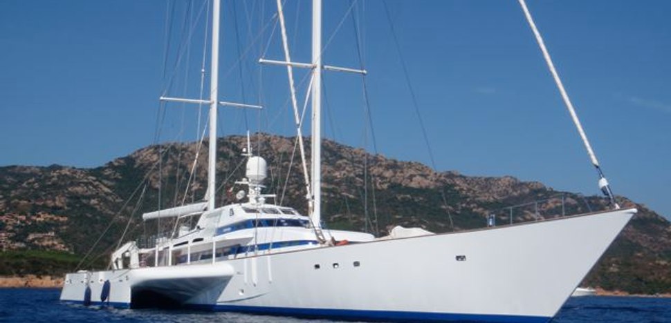 PILAR ROSSI Yacht - Alucraft | Yacht Charter Fleet