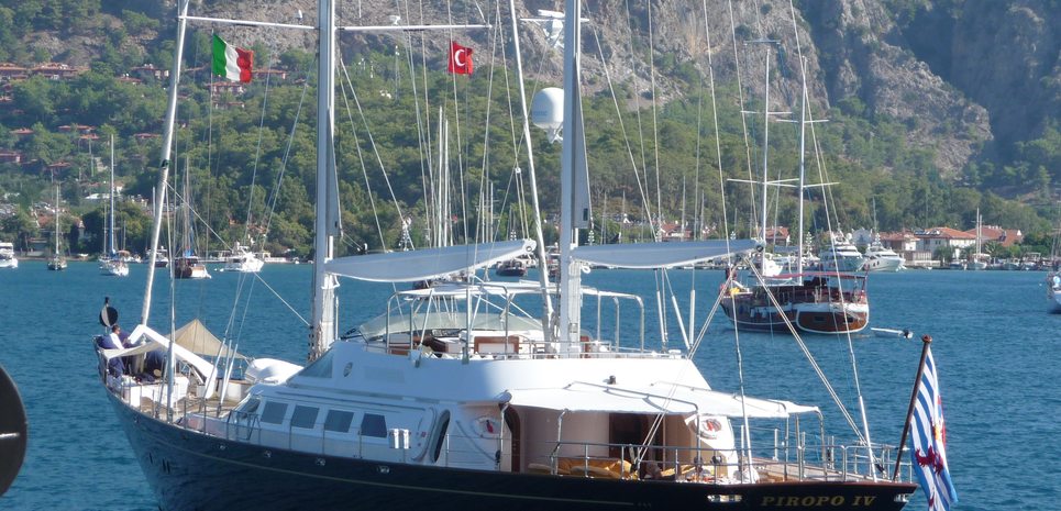 Piropo IV Charter Yacht