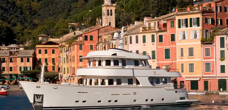 Popotine Charter Yacht