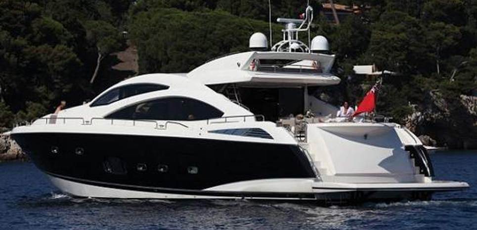 Predator 84 Charter Yacht