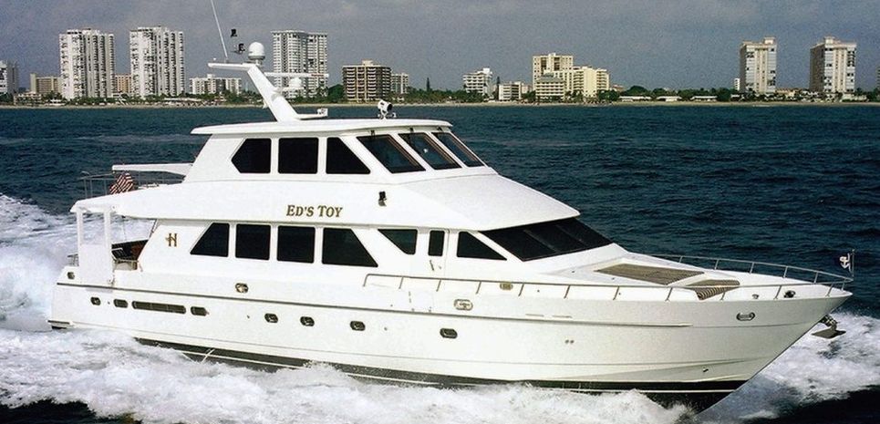 Pretty Lady Charter Yacht