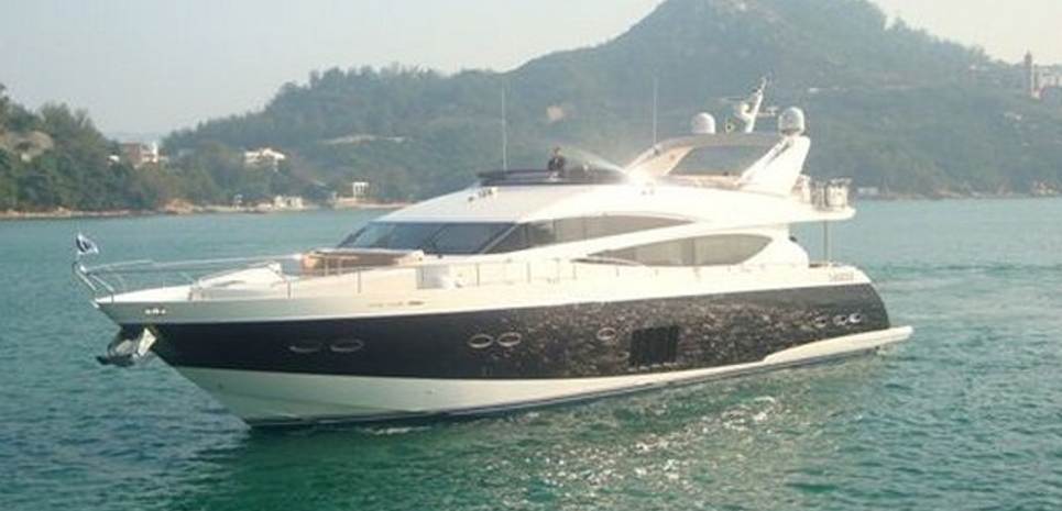 Princess 85 MY Charter Yacht