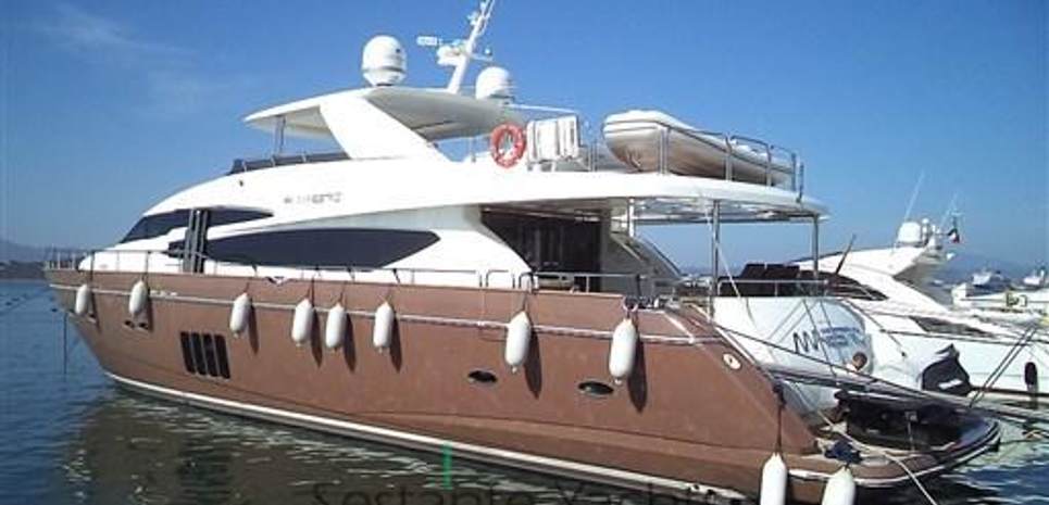 Princess 95 Charter Yacht