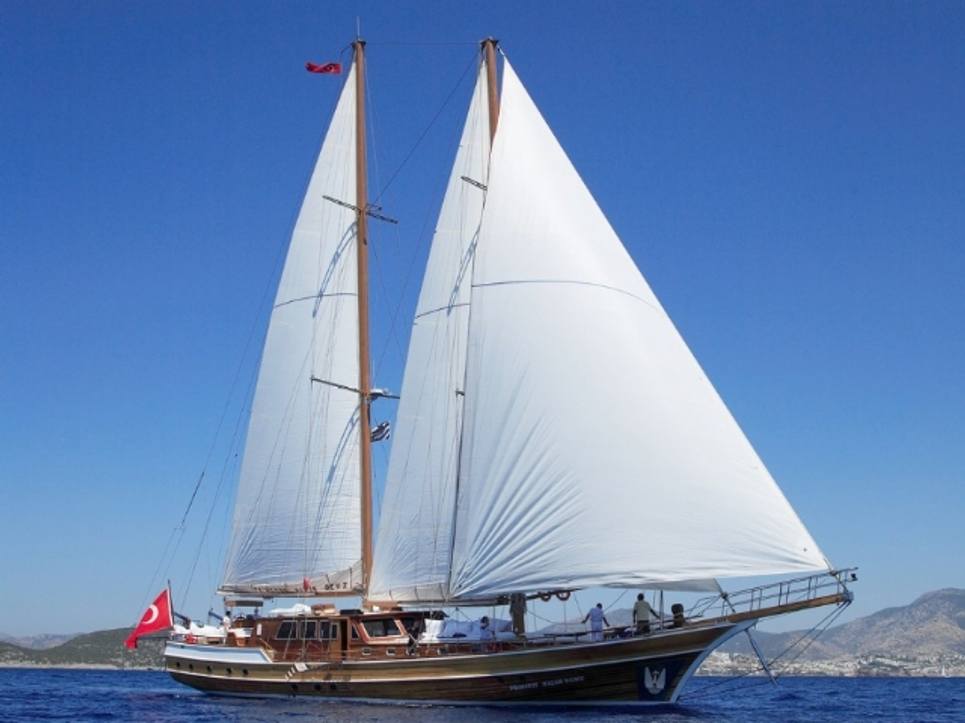Princess Azan Deniz Charter Yacht