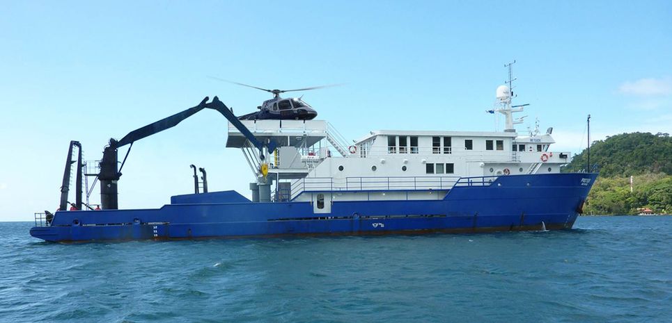 Proteus II Charter Yacht
